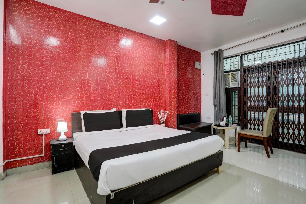 Hotel O Thirty Inns Noida Exterior photo